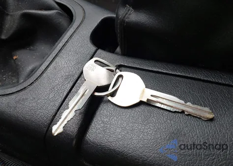 1993 Honda Civic Del Sol S z USA, uszkodzony, nr VIN JHMEG1244PS002421